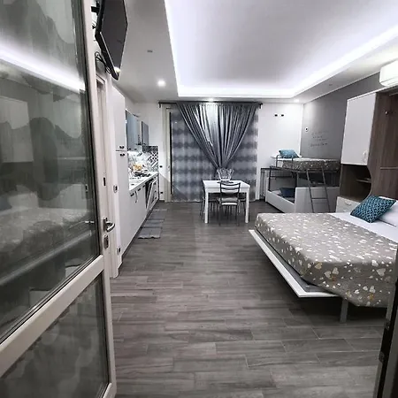 Monolocale Da Andrea 아파트 *